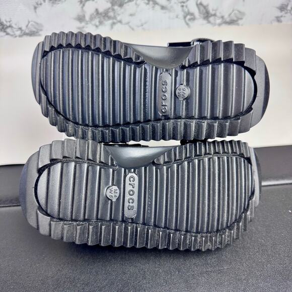 Crocs Classic Hiker Clogs Womens Size 6 Mens Size 4 Black Slip On Platform Slide - Picture 10 of 11